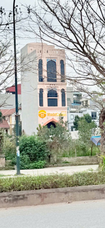 Cho thuê tòa nhà vp xây mới tại an dương vương thông đường 40m ciputra 85m x7t