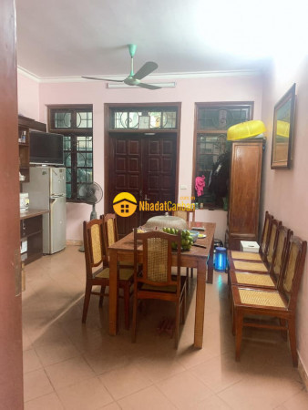 Nhà bán cầu giấy 110m 4t mt4.5m chỉ 9.9 tỷ cầu giấy