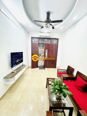 Bán nhà đẹp giáp nhị thịnh liệt thông nhiều ngõ 9.6 tỷ