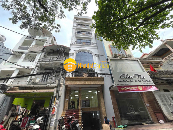 Bán tòa văn phòng 8 tầng mặt phố nguyễn viết xuân, 2 mặt tiền dt 93m2,mt 5,5m. giá hấp dẫn 35 tỷ.